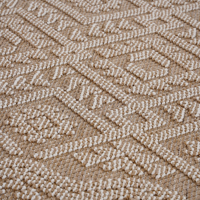 Guros - 4' X 6' Traditional Indoor / Outdoor Area Rug - Natural