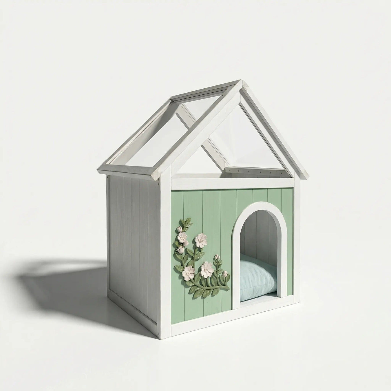 Cats & Dogs > Houses