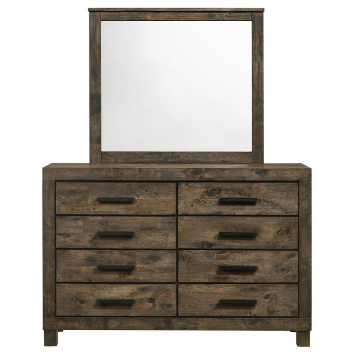 Woodmont - 8-Drawer Dresser