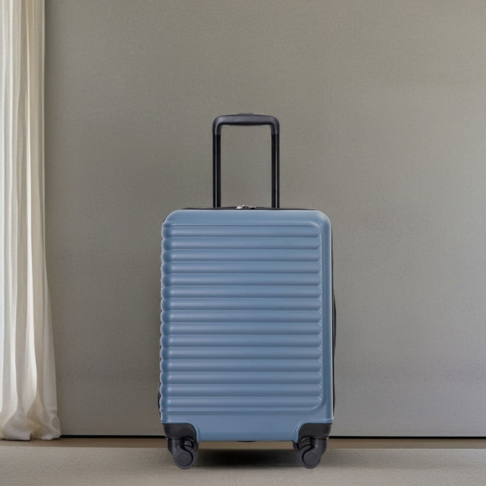 20" Carry On Luggage Lightweight Suitcase, Spinner Wheels
