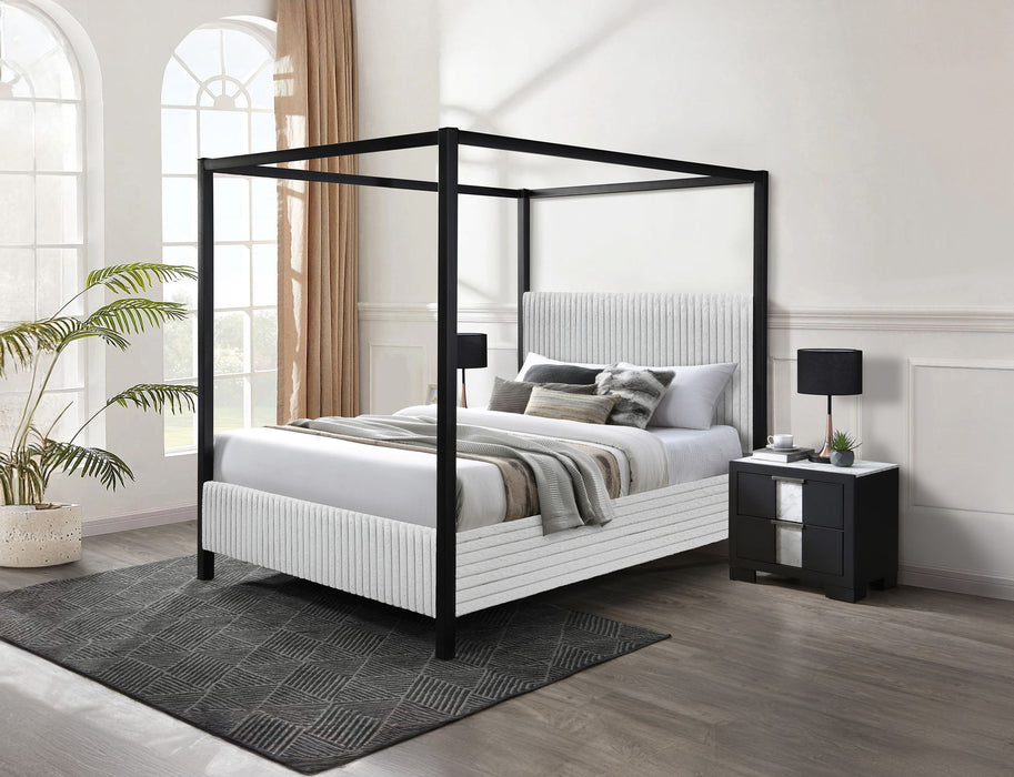 Cora - Queen Canopy Bed - Light Gray