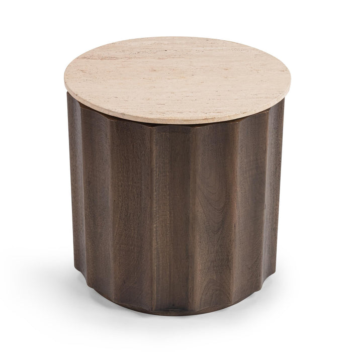 Baylee - Round Table