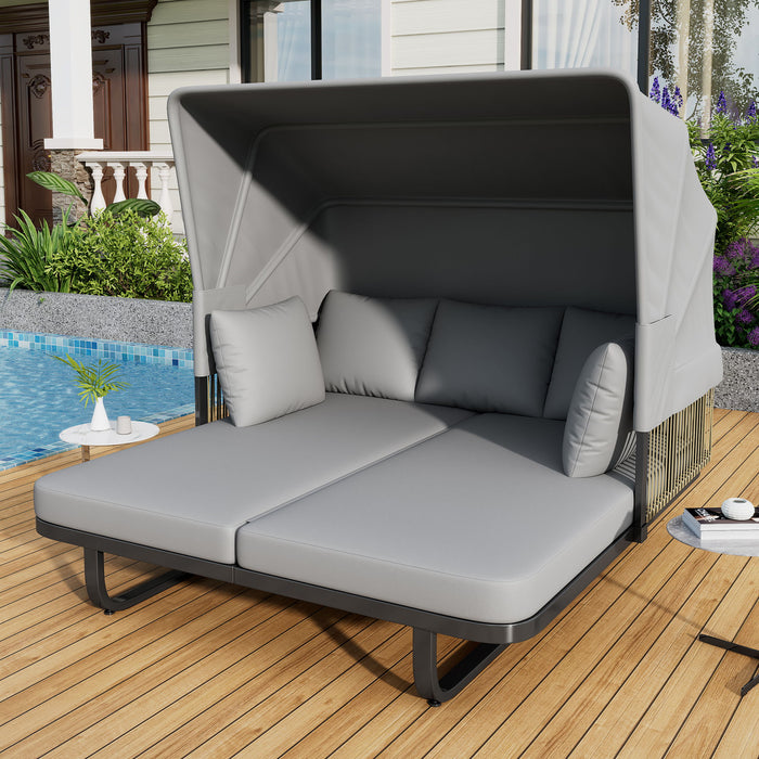 Outdoor Patio Rattan Daybed With Detachable Pillows