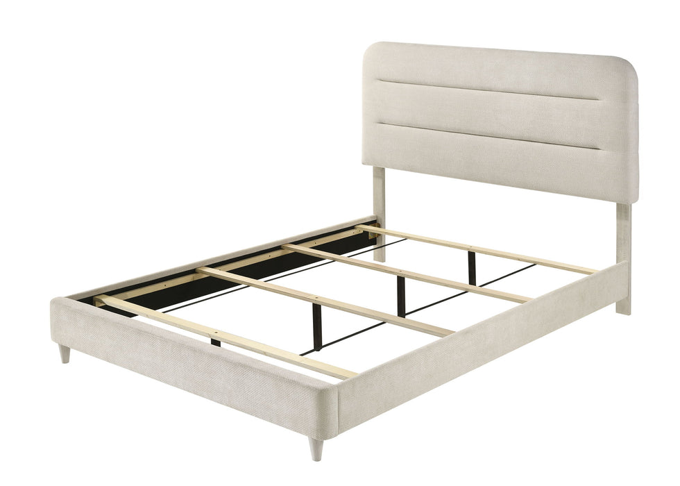 Nyomi - Upholstered King Bed - White