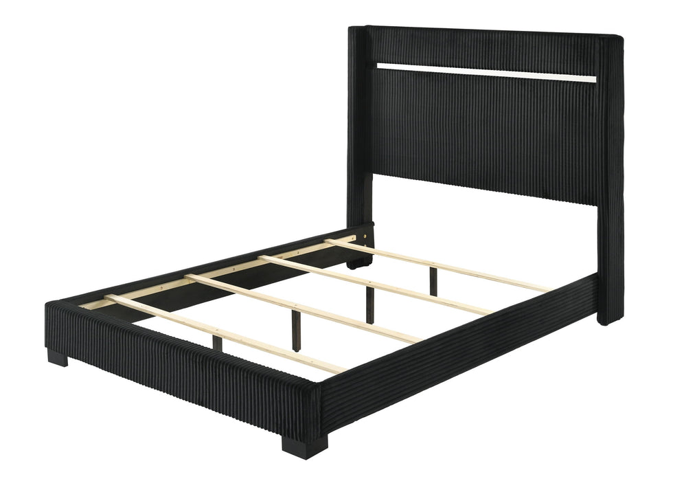 Gennro - Queen Bed - Black