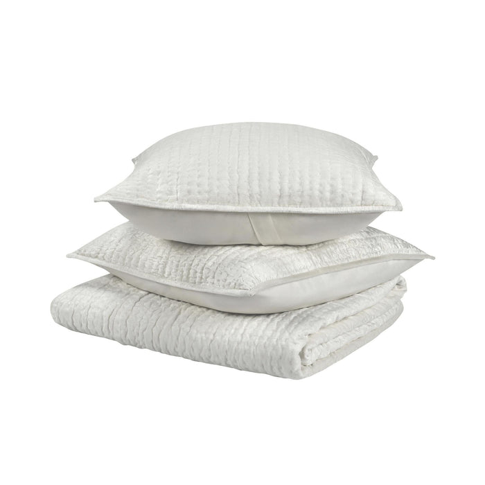 Bari - Velvet Quilt