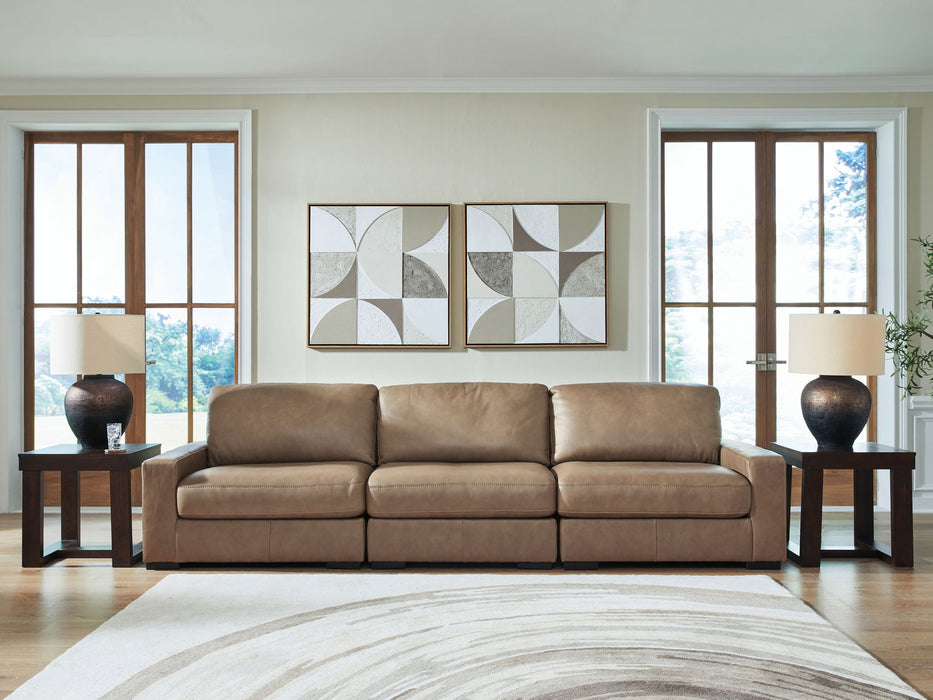 Veronella - Sectional