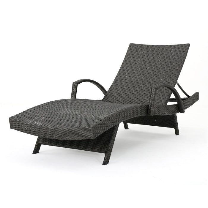 Salem - Contemporary Wicker Chaise Lounge With Arm, Weather Resistant