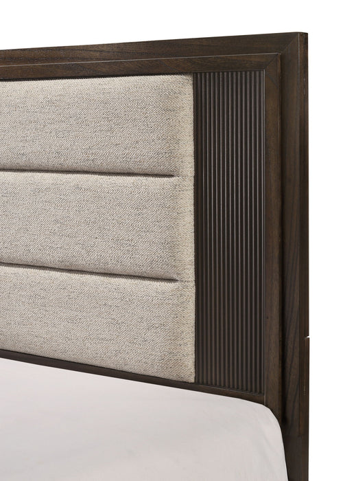 Carlton - King 5 Piece Bedroom Set - Brown