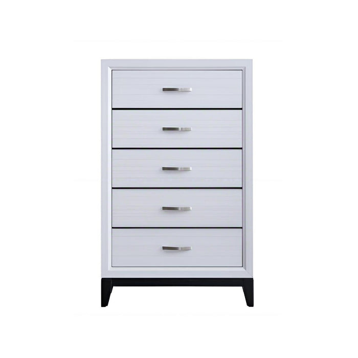 Glasgow - Chest With Ample Storage