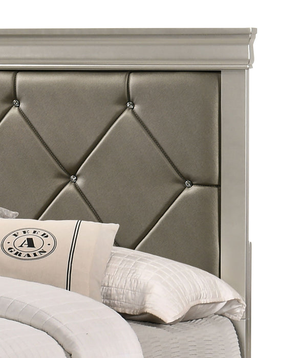 Amalia - California King Bed - Silver