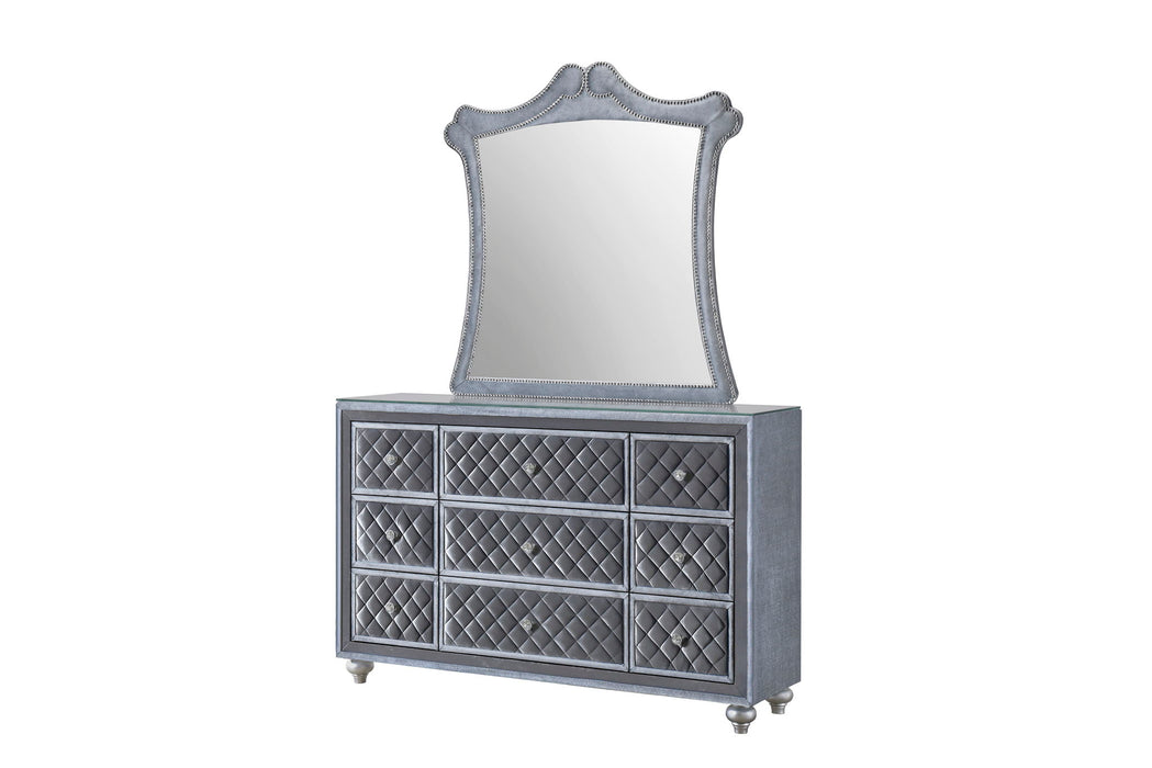 Cameo - Queen 5 Piece Bedroom Set - Gray